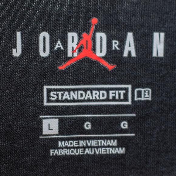 Michael 'Air' Jordan T-shirt - Picture 4 of 13